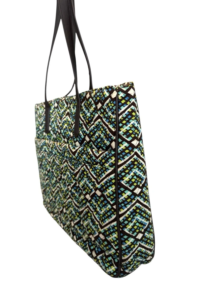 Vera Bradley Iconic Commuter Tote Padded Laptop Sleeve in Rainforest Pattern EUC - Image 3 of 4