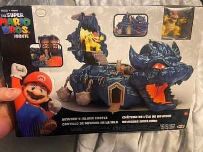 #ad THE SUPER MARIO BROS MOVIE BOWSER#x27;S ISLAND CASTLE PLAYSET amp; BOWSER MINI FIGURE $99.99