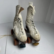 Vintage Roller Skates Hyde Raybestos Wheels Stylist Sure Grip Size 7 *READ