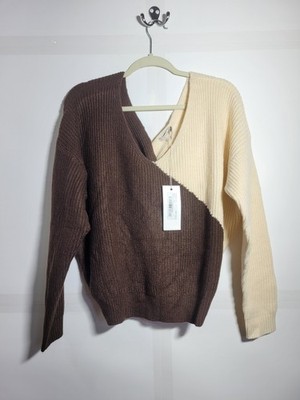 NWT Womens Lush Two Tone Twist Back Sweater Brown Tan Sz Large Cute   
