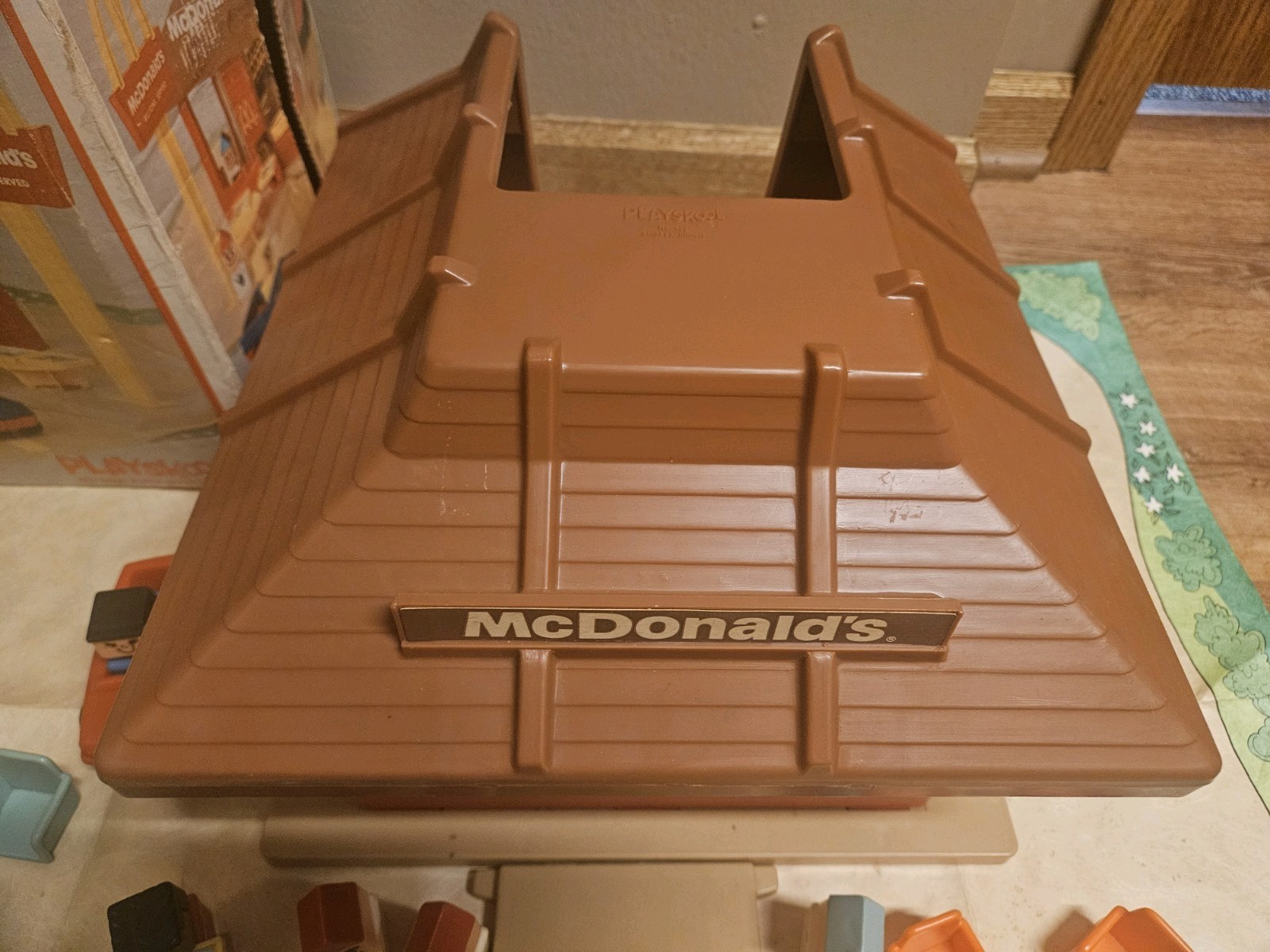 Picture 4 of 21