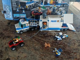 LEGO CITY: Mobile Command Center (60139)