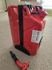 Wavian USA NATO Jerry Can - 20L Rust-Proof EPA  CARB with holder/mount