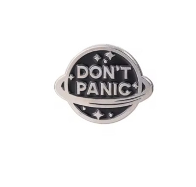 ''Don't Panic'' Anstecker | Saturn Pin |Silber| Perfektes Accessoire & Geschenk