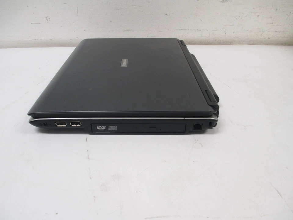 Toshiba Satellite A105 No OS NO HDD 448MB RAM Celeron M @1.60GHz *Bad Battery* - Image 4 of 4