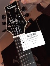 Elektroakkustische Westerngitarre