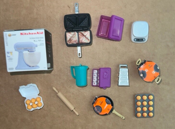 Zuru 5 Surprise Mini Brands very htf