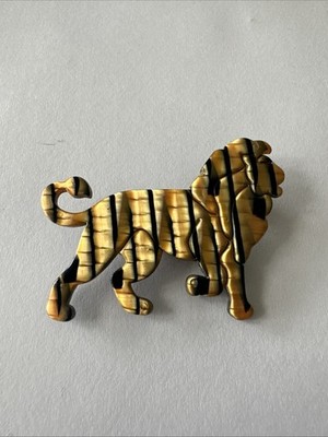 Lea Stein Lion