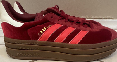 adidas Gazelle Suede Low Top Lace-Up Sneakers Burgundy/Red Striped Gum Sole