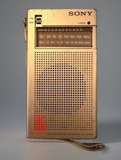 Vintage 1989 Sony ICF-210W Portable AM/FM Pocket Radio With Antenna Tested/Works