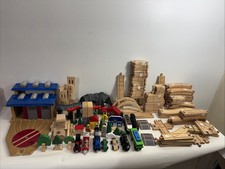 Thomas, Brio, Mixed Wooden Railway 140 Pieces Lot Trains, Accessories, Figures