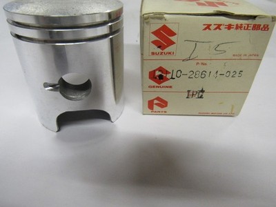 76-78 SUZUKI RM100 OEM PISTON 12110-28614-025 NOS Piston 1ST OVER