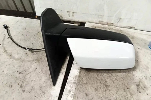 2014-2019 Chevy Silverado 1500 Right Passenger Side View Door Mirror White