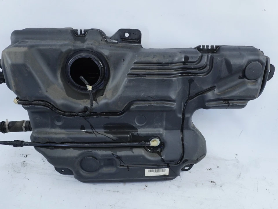 Reservoir carburant occasion RENAULT KANGOO II Phase 1 - 1.5 DCI 110ch - - Imagen 2 de 3