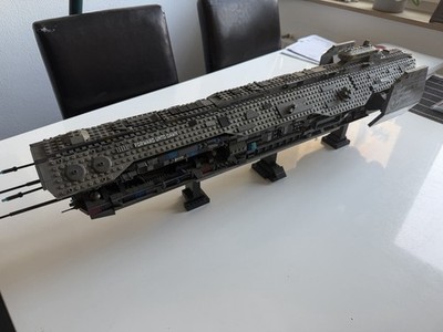 Halo Mega Bloks Forward Unto Dawn Set 97117  missing Fugures and some parts 