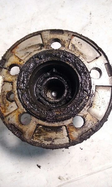 1992 Ford Explorer Right Passenger Side Locking Hubs - Image 2 of 4