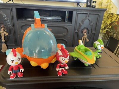 Nick Jr Top Wings light Up plane, figures and vehicle