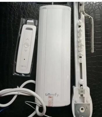 Somfy motor Movelite 35 RTS 120 volts with 40 inches plug in cable. Motor only 