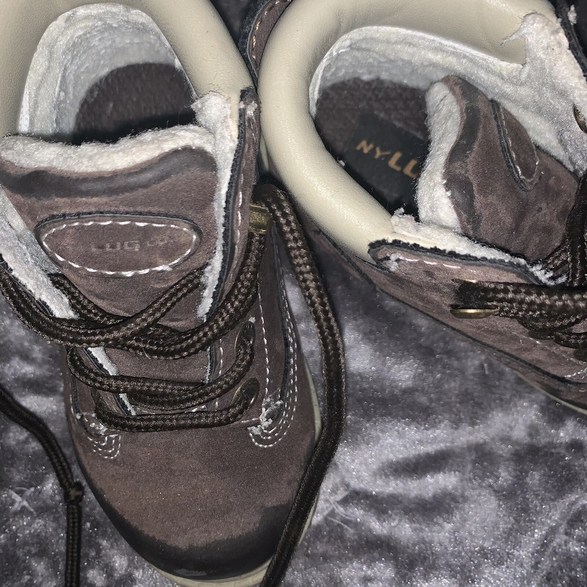Lugz NY Lug Co. child size 7 brown Toddler boots outdoor play