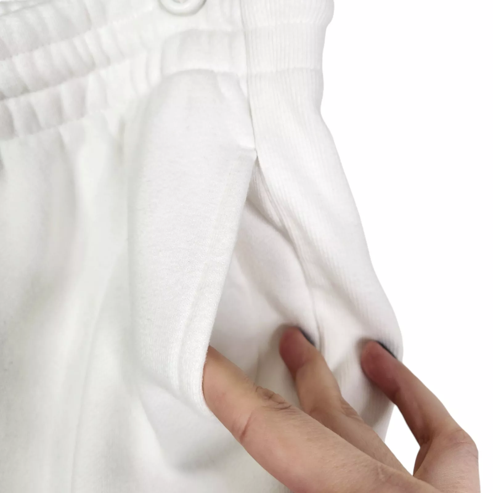 aritzia sweatfleece cozy fleece boyfriend fit shorts