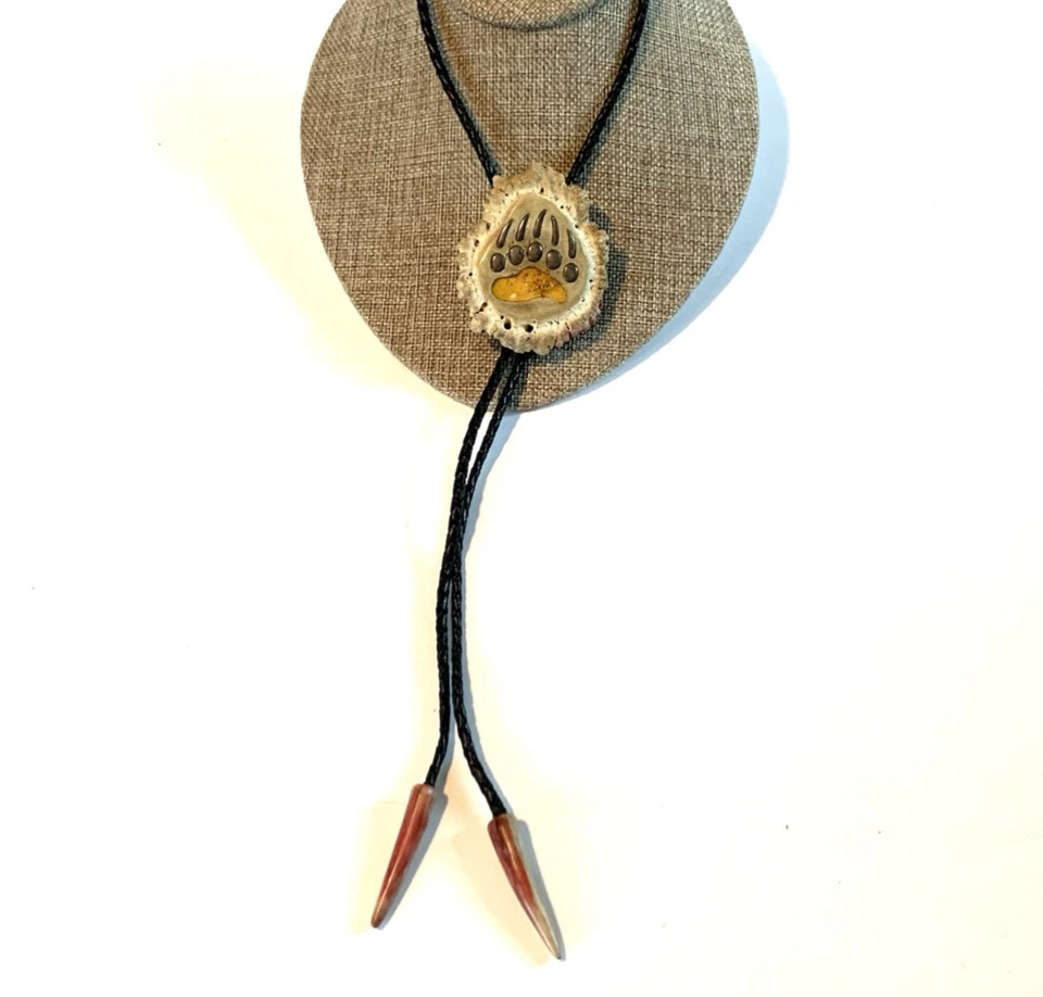 CUERNA DE ALCE BOLO CORBATA VINTAGE PARA HOMBRE diseño de inserción de pata de oso Foto 3 de 4