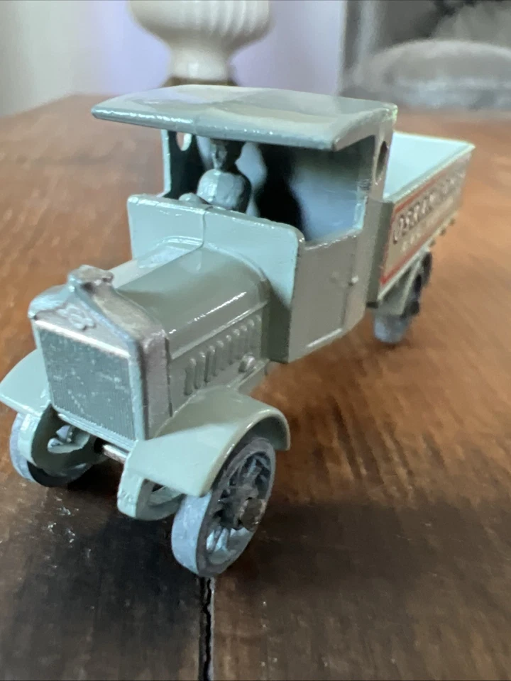 1957- NEAR MINT LESNEY MATCHBOX YESTERYEAR Y6A-OSRAM LAMPS 1916 GREY AEC LORRY - Image 4 of 4