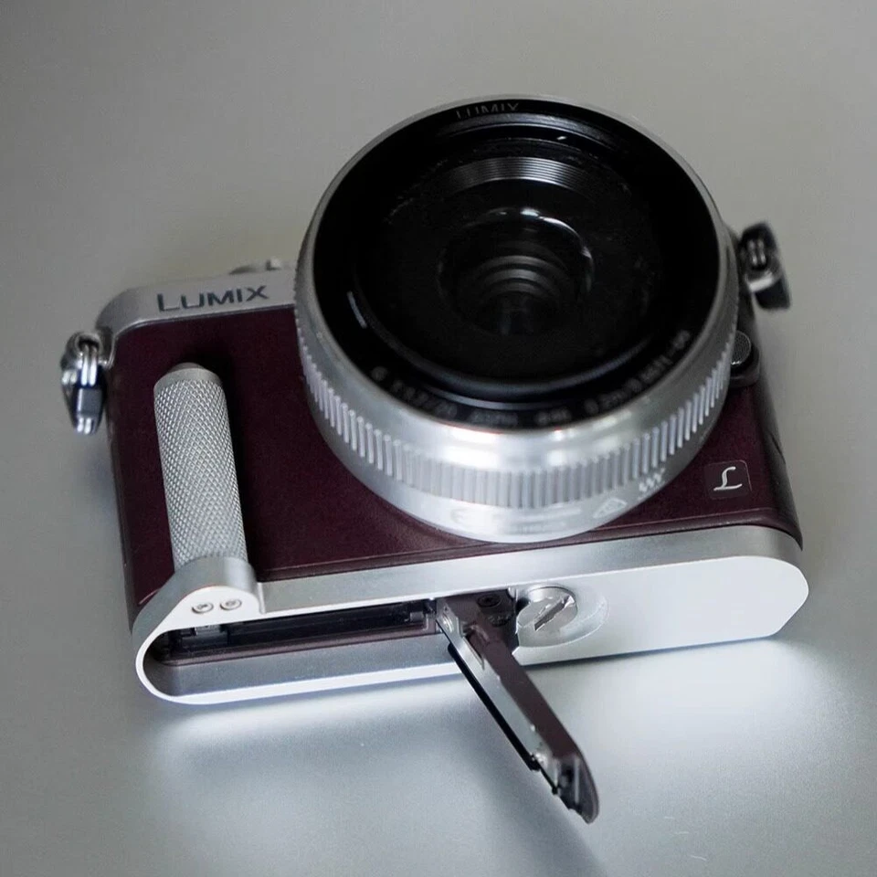 Premium Aluminum Alloy Hand Grip Camera Handle Compatible with Panasonic GM1 GM5 - Image 2 of 4