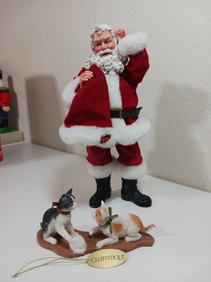 Clothtique Possible Dreams ''Having A Ball'' Santa figurine with 2 playful kittens