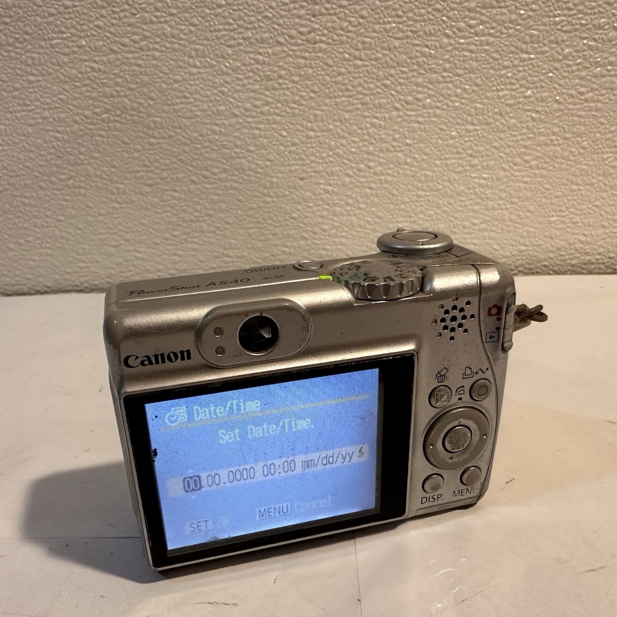Canon PowerShot A540 デジカメ、広角レンズ付き、完動品 Canon PowerShot A540 6.0MP Digital Camera - Silver for sale online
