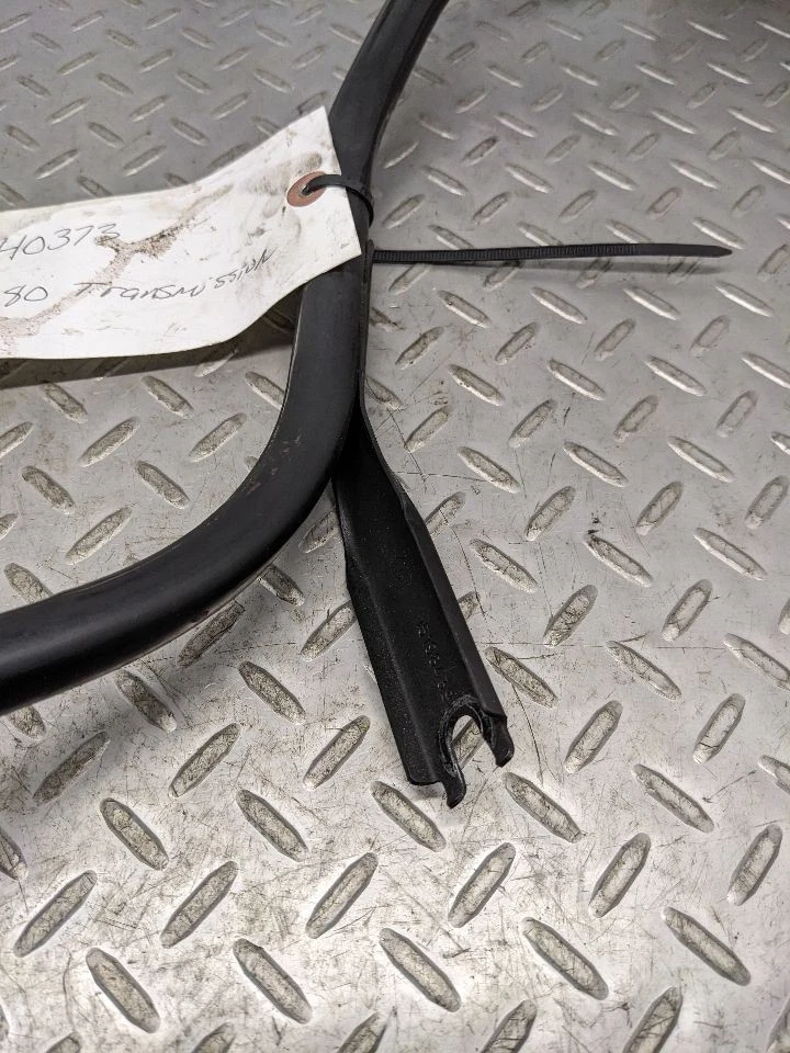 Chevrolet Silverado 2500 2005 (6,0 L/AT) varilla de medición de aceite de motor y tubo 116728 Foto 3 de 4