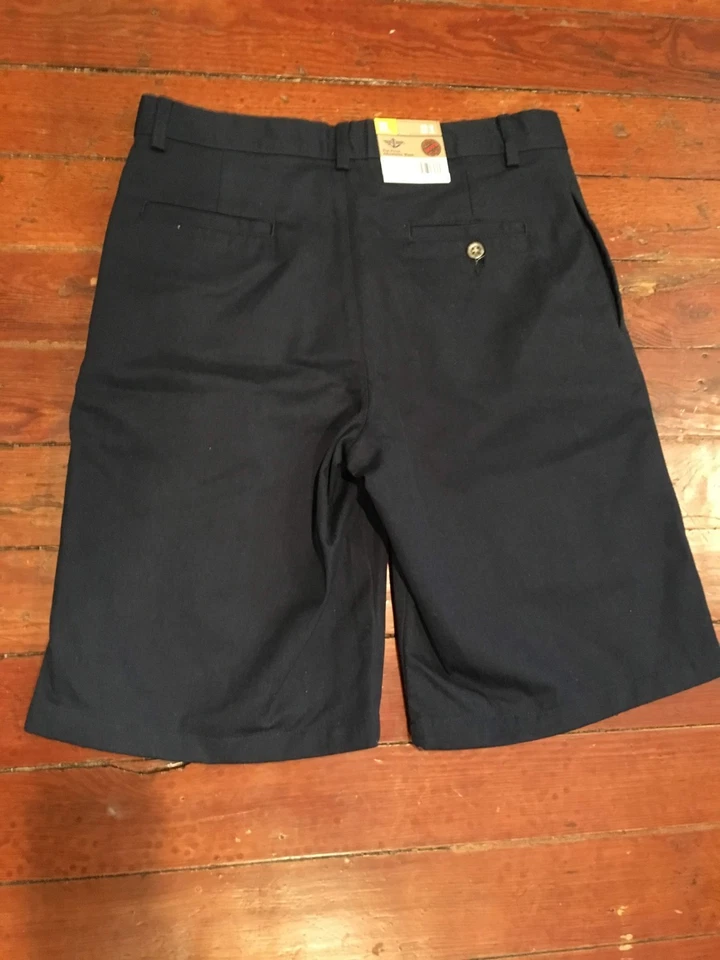 Pantalones Cortos Dockers Azul Marino Niño 31 Husky Frente Plano Cintura Ajustable Ropa Escolar Foto 2 de 3