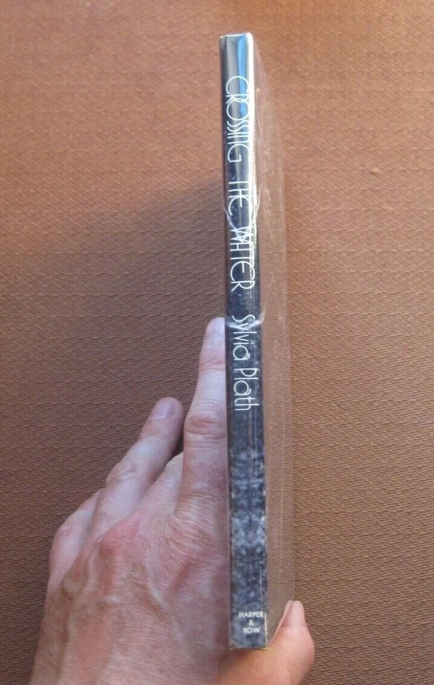  CROSSING THE WATER transitional poem by Sylvia Plath - 1st/2nd HCDJ 1971 - fine Foto 2 de 4