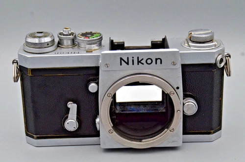 Nikon F Film Camera Body Only WORKS. **Free shipping**