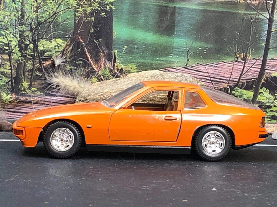 Imperfect Mebetoys 1:24 Diecast Car ITALY ORANGE PORSCHE 924 #8612 No Box AS-IS - Image 4 of 4
