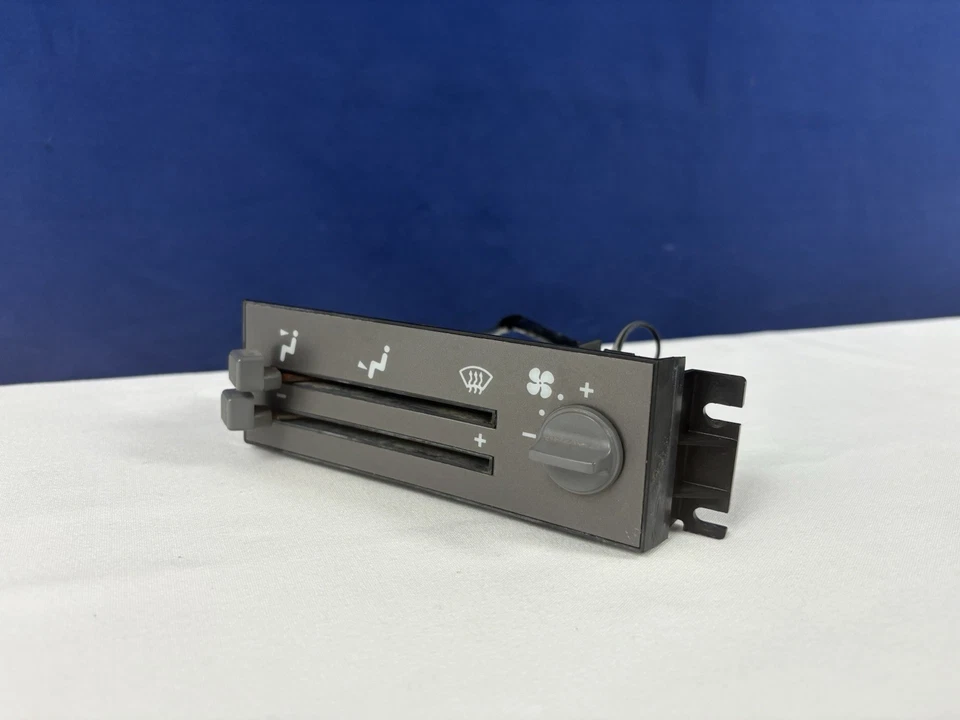 Chevy Silverado GMC C/K 1500 2500 1988-1994 panel de control de clima OEM Foto 3 de 4