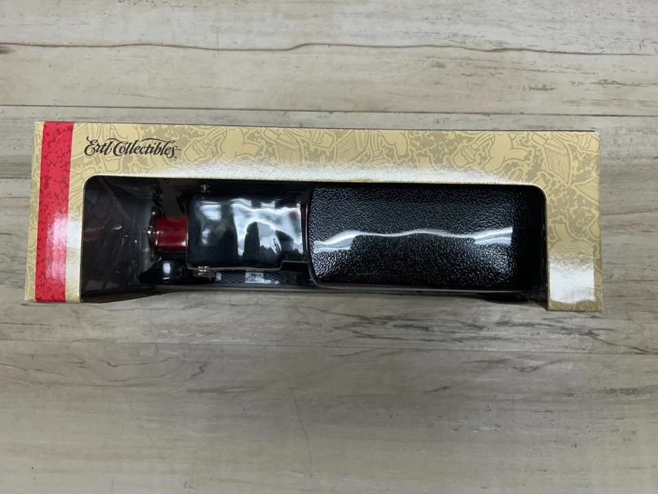 1998 ERTL Collectibles True Value 1918 Ford Tractor Trailer Diecast Bank 1:25 - Image 3 of 4