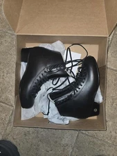 Graf Richmond Special Mens / Boys figure skates - Barely Used 