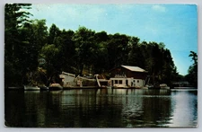 Kelly's Marina Rideau Canal Ontario Vintage Canadian Postcard