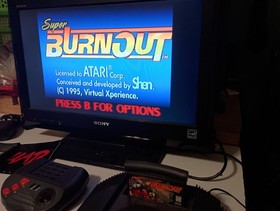 Atari Jaguar Console Lot, 2x Controllers, and Games, including Alien vs Predator