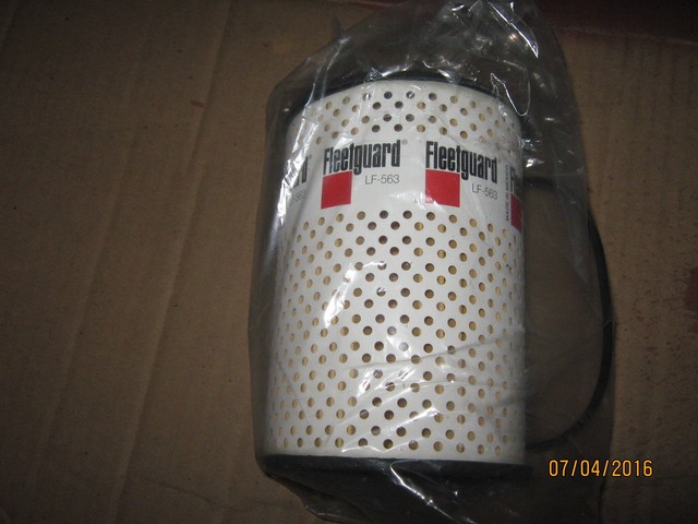 3 Nos Farmall 560 706 806 Fits Others Fleetguard Oil Filter Lf 563 For Sale Online Ebay