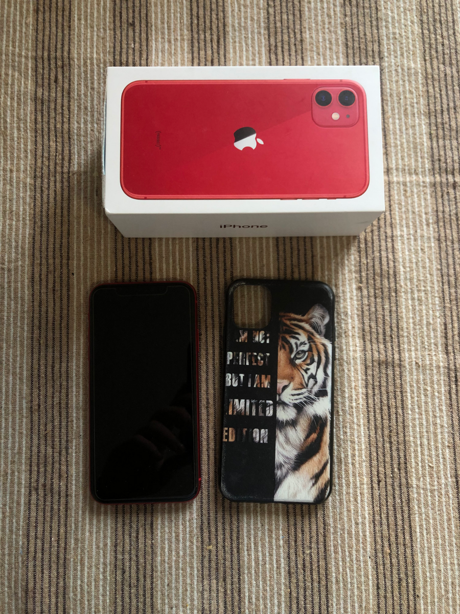 Apple iPhone 11 (PRODUCT)RED - 256GB (Unlocked) A2221