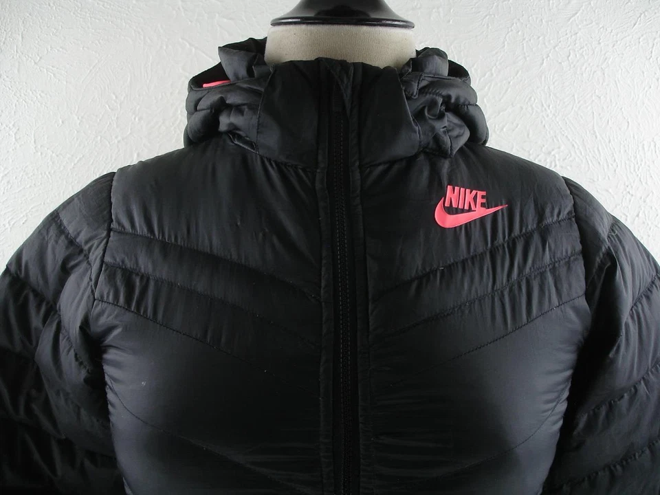 Casaco acolchoado feminino M Nike Cascade Parka 550 preenchimento 622827-010 longo preto rosa - Imagem 4 de 4
