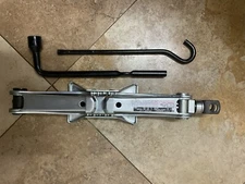 09-10-11-12-13-14-15-16-17  Honda Accord Tire Jack with Tools OEM