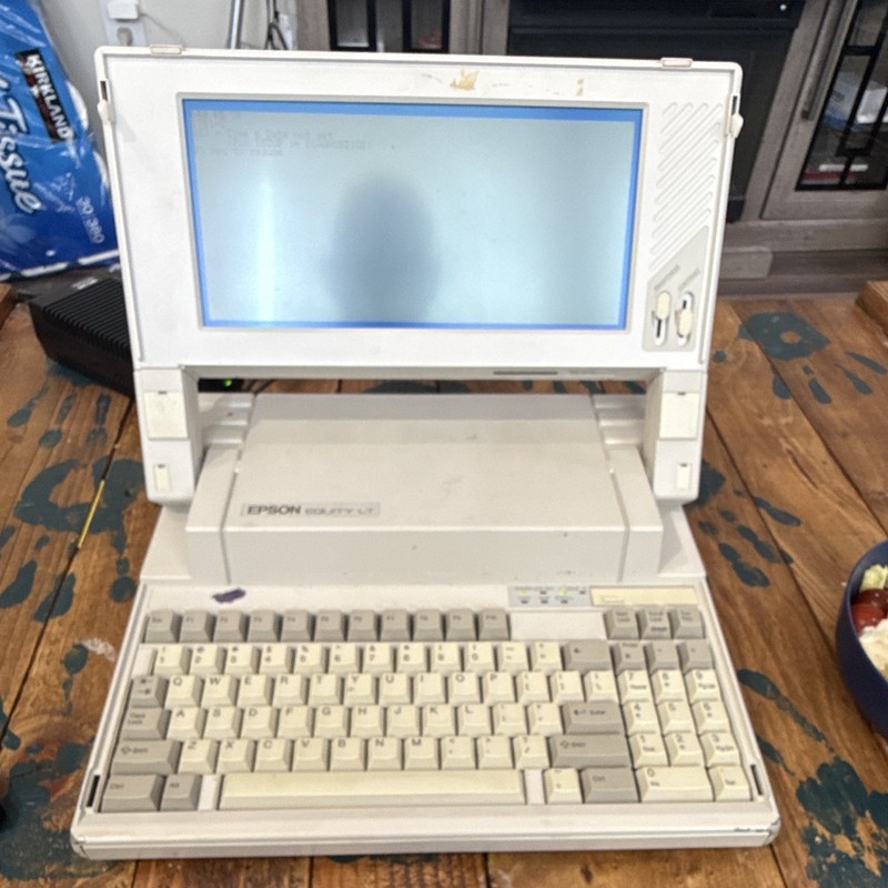 Epson Equity LT Vintage Laptop Portable Computer w/ 15V Power Adapter & Case