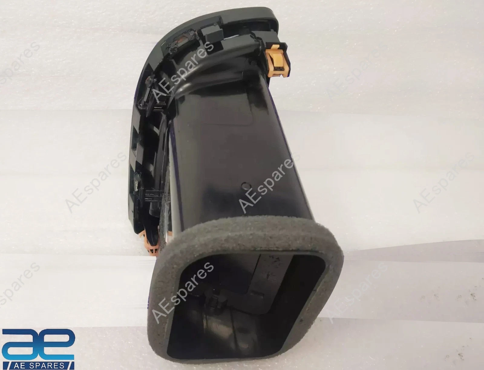 Louver, Side Air Vent LH For Suzuki Ciaz 2014-Now 73640M79M00-C48 view 2