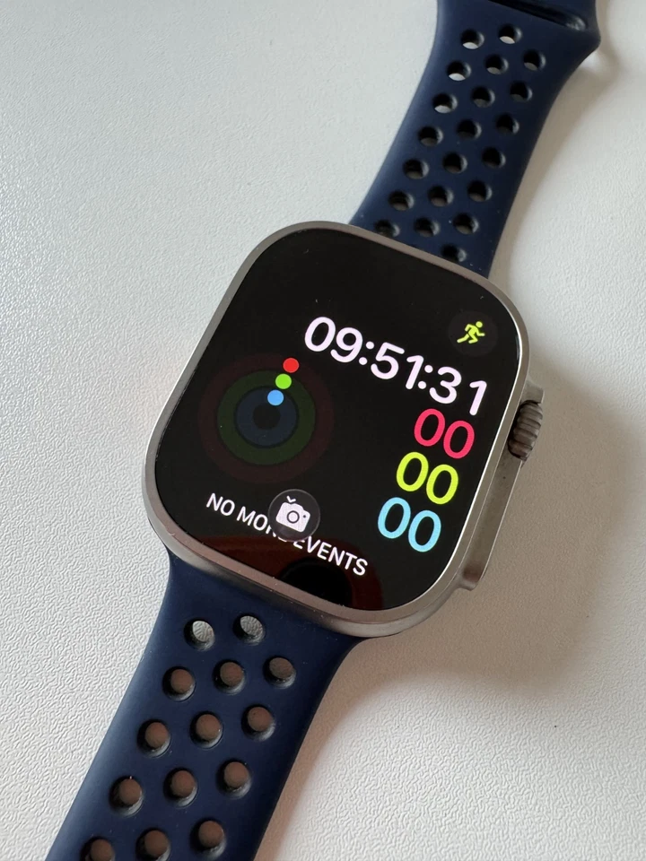 Apple Watch Ultra, photo 3 of 5