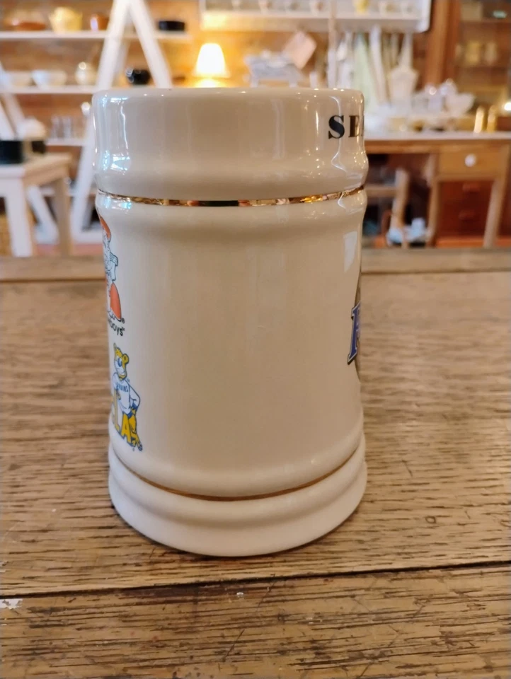 Taza decorativa edición limitada Seattle Kingdome Hunter 1995 NCAA Final Four 18/144s  Foto 3 de 4