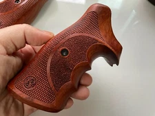 New Hardwood Grips for S&W K/L frame Square Butt Checker Engraved Closed Back