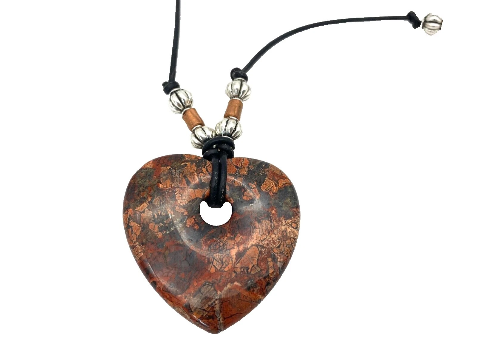 Collares y colgantes artesanales de cuero Jasper