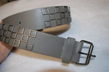 Mens PEWTER GRAY FASHION BELT w/ METAL SQUARES Mock Leather SIZE S (26.5-32.5")